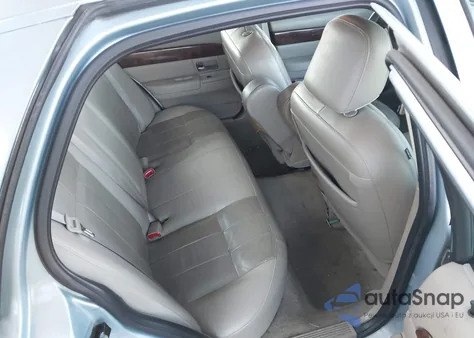 2009 Mercury Grand Marquis Ls (Fleet Only) из США, поврежденный, VIN 2MEHM75VX9X609405